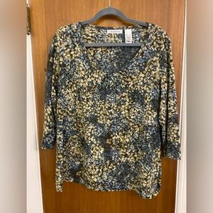 Liz Claiborne beautiful cotton top for women. Size extra large.